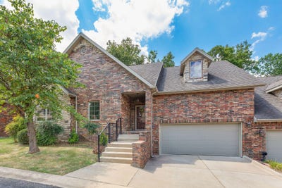 /international/us/229-stillwood-drive-branson-mo-110101853357/