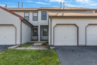 /international/us/214-spruce-ct-raritan-twp-nj-110101166777/?lang=en