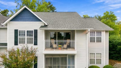 /international/us/4614-old-spartanburg-road-taylors-sc-110120004879/