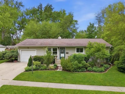 /international/us/324-birchwood-lane-dekalb-il-110108204937/