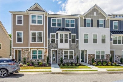 /international/us/115-daybeacon-street-yorktown-va-110108978904/