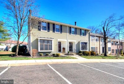 /international/us/708-kings-croft-cherry-hill-nj-110106432496/