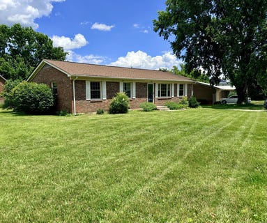 /international/us/156-paddock-drive-versailles-ky-110108853366/