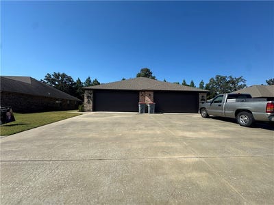 /international/us/1151-springhill-road-barling-ar-110102853077/