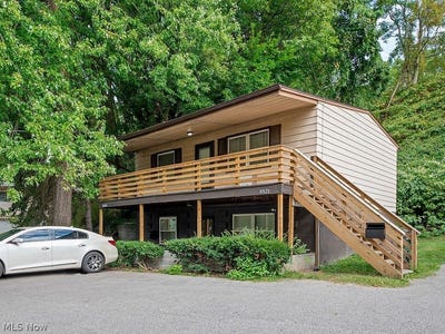 /international/us/1921-preston-avenue-akron-oh-110108379897/