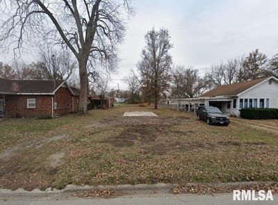 /international/us/507-w-main-street-duquoin-il-110104560393/