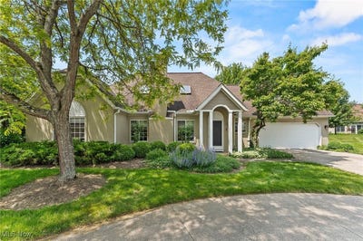 /international/us/10378-n-pond-lane-n-unit-2-twinsburg-oh-110100022154/