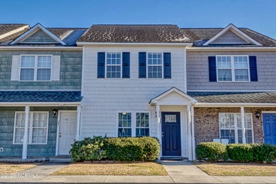 /international/us/202-bridgewood-drive-jacksonville-nc-110107879303/