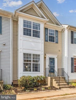 /international/us/371-snyder-lane-culpeper-va-110107225175/