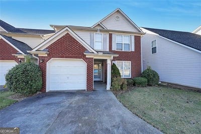 /international/us/9886-vista-circle-union-city-ga-110103319072/