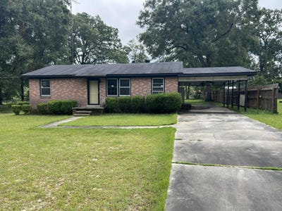 /international/us/136-highland-park-circle-cordova-sc-110101049323/