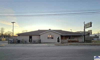 /international/us/830-oak-street-terre-haute-in-110097646241/