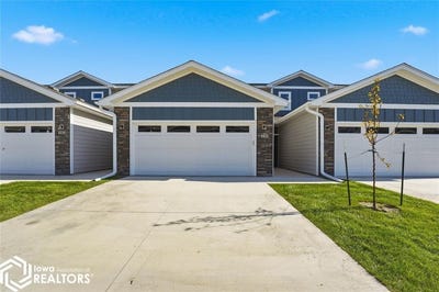 /international/us/249-nw-waverly-drive-waukee-ia-110105956773/