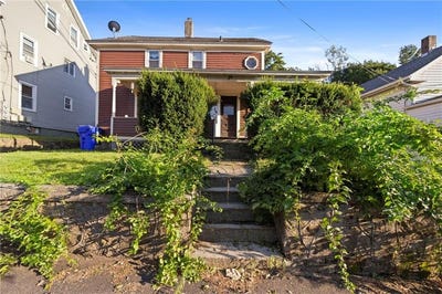 /international/us/20-spring-street-w-west-warwick-ri-110109757623/