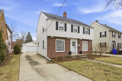 /international/us/1820-n-superior-street-appleton-wi-110107304615/