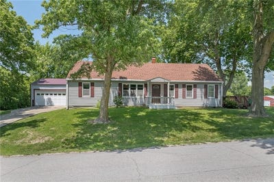 /international/us/705-e-price-avenue-savannah-mo-110108872734/