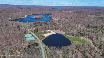 /international/us/elk-run-road-lot-1707-pocono-lake-pa-110108389877/