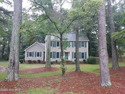 /international/us/12460-angus-drive-laurinburg-nc-110101432474/