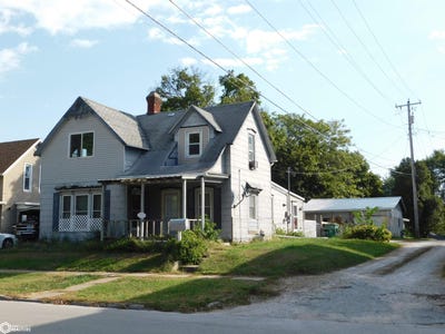 /international/us/305-n-sycamore-street-creston-ia-110102737728/