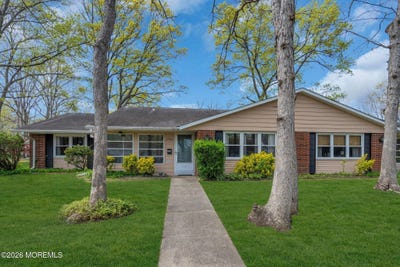 /international/us/178a-sterling-court-lakewood-nj-110107729183/