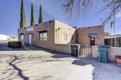 /international/us/3681-n-robert-road-prescott-valley-az-110108202772/