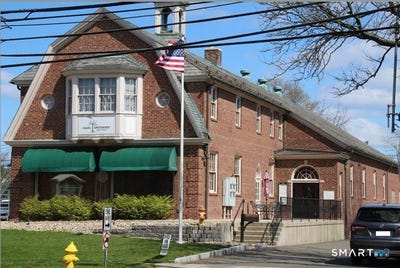 /international/us/26-broadway-north-haven-ct-110108505974/