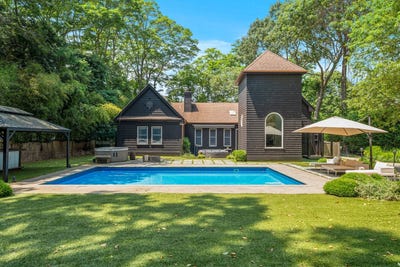 /international/us/37-coves-end-lane-sag-harbor-ny-110096175373/
