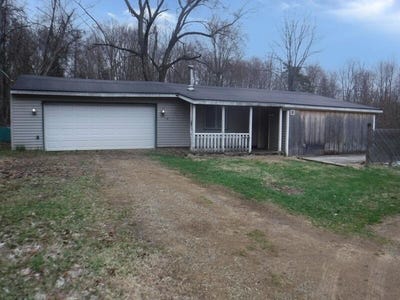 /international/us/41704-6th-avenue-bloomingdale-mi-110107087380/