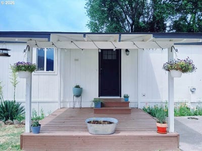/international/us/430-glenwood-ave-lyle-wa-110108301707/