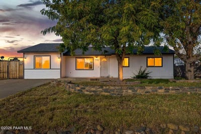 /international/us/3120-e-princess-lane-prescott-valley-az-110120486359/