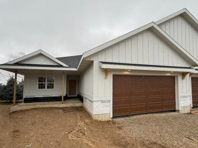 /international/us/1125-parkview-street-cottage-grove-wi-110106314158/