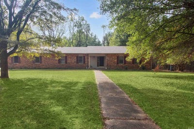 /international/us/1505-country-manor-lane-jonesboro-ar-110120637554/