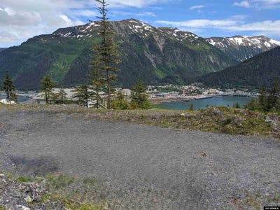 /international/us/merritt-road-juneau-ak-110103987414/