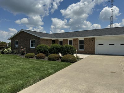 /international/us/50-w-chestnut-street-burkettsville-oh-110108984497/