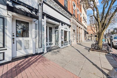 /international/us/135-main-street-ossining-ny-110097596074/