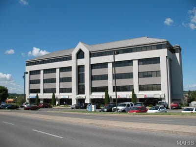 /international/us/3065-william-street-cape-girardeau-mo-110106702766/