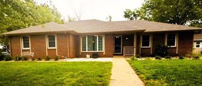 /international/us/1-woodland-ct-mount-hope-ks-110107636513/