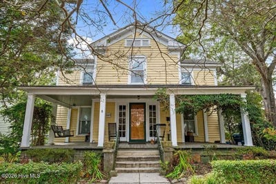 /international/us/609-e-main-street-washington-nc-110110208653/