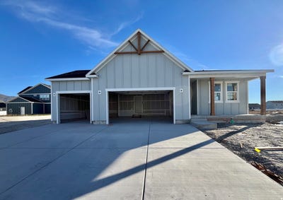/international/us/5228-s-century-way-riverdale-ut-110106945904/