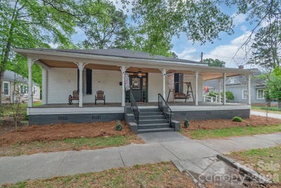 /international/us/226-huger-street-cheraw-sc-110107783215/