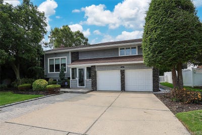 /international/us/14-glenn-drive-woodbury-ny-110108303895/
