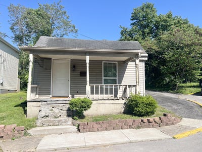 /international/us/870-lylesville-street-paris-ky-110107803666/