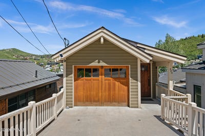 /international/us/320-woodside-avenue-park-city-ut-110106118336/