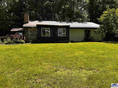 /international/us/6758-s-old-us-highway-63-hillsdale-in-110099871614/
