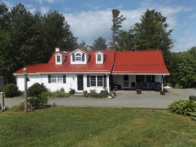 /international/us/414-chippewa-ln-laurel-fork-va-110108494901/