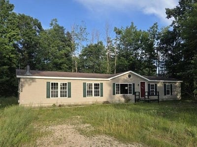 /international/us/9113-s-old-us-hwy-27-gaylord-mi-110100918847/