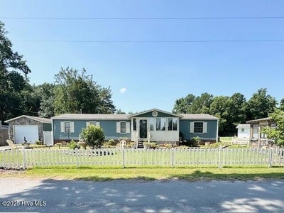 /international/us/624-harris-street-cove-city-nc-110101169743/