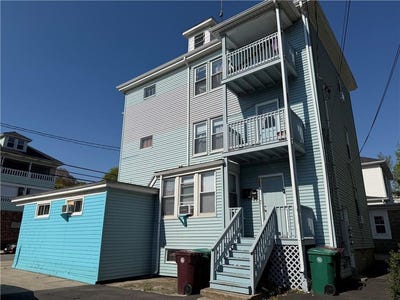 /international/us/398-willow-street-woonsocket-ri-110107782450/