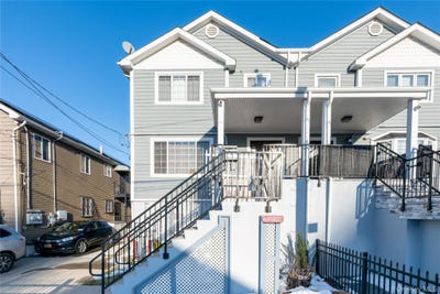 /international/us/436-beach-37th-street-far-rockaway-ny-110106174936/