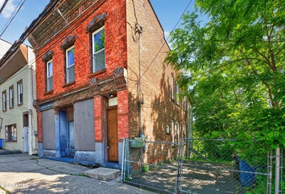 /international/us/33-egbert-street-cohoes-ny-110108552829/?lang=th